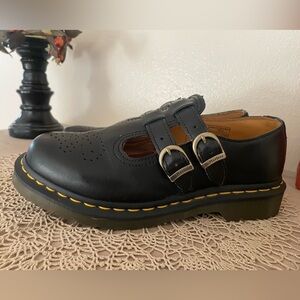 Dr. Marten Mary Jane’s smooth leather size 8